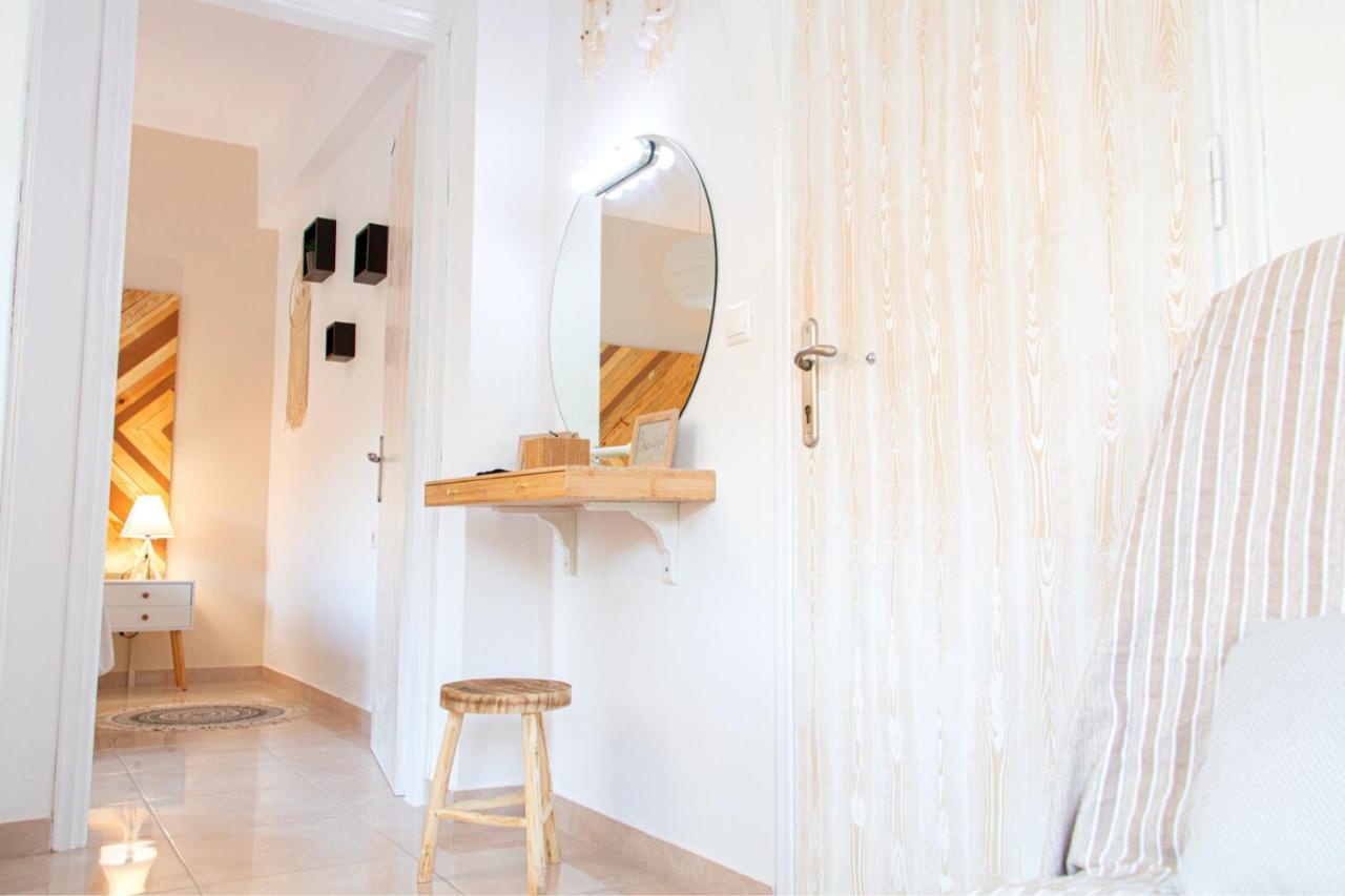 Summer Feel Suites Poros Town Bagian luar foto