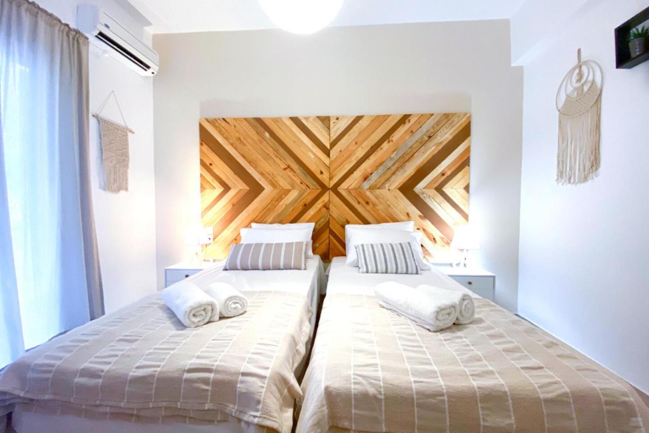 Summer Feel Suites Poros Town Bagian luar foto
